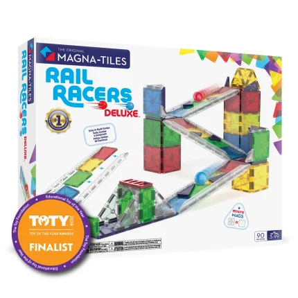 MAGNA-TILES® Rail Racers Deluxe Manyetik Blok Seti (90 Parça) kutu ön görseli, renkli parçalar ve raylı araç tasarımıyla.