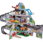 Hape Mighty Maden Ocağı çok katlı ahşap tren yolu seti kurulu görseli
